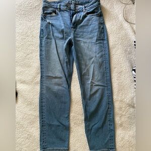 American Eagle Mom Jeans